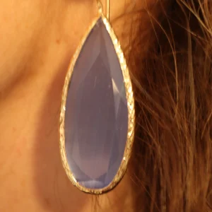 PENDIENTE LAGRIMA GRIS AZULADO